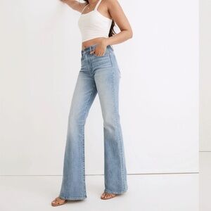 Madewell The Perfect Vintage Flare Jean in Delavan Wash
